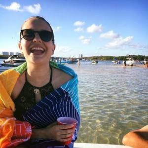 Meet your Posher, Julia